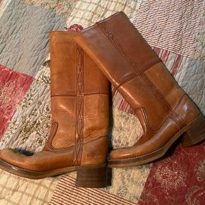 Vintage Frye Acme 70s campus boots 7.5 tan leather Urban Outfitters